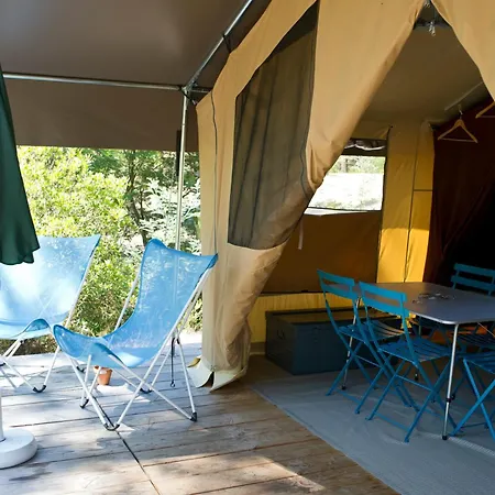 Huttopia Fontvieille Exterior photo